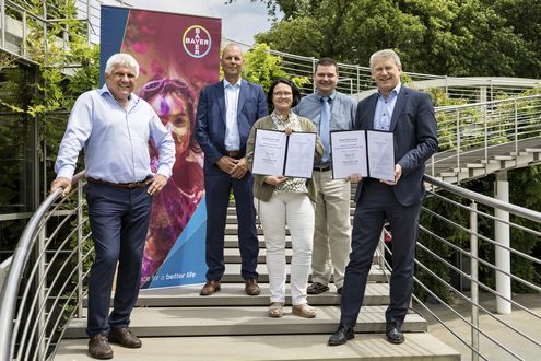 Hochschule Trier und Bayer bilden gemeinsam Spezialisten für die biopharmazeutische Arzneimittelherstellung aus