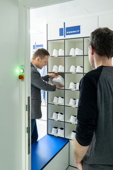 Eröffnung der Personalschleuse für die Reinraum-Ausbildung am Umwelt‑Campus Birkenfeld