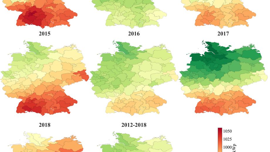 Verteilung des jährlichen spezifischen Ertrags in Deutschland von 2012 bis 2018 und für den langjährigen Durchschnitt.