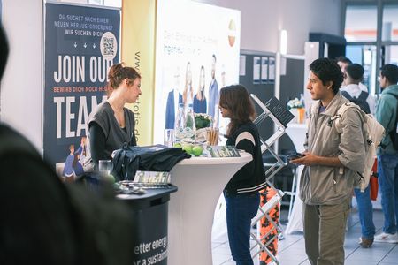 Onboarding-Messe Mai 2026 am UCB