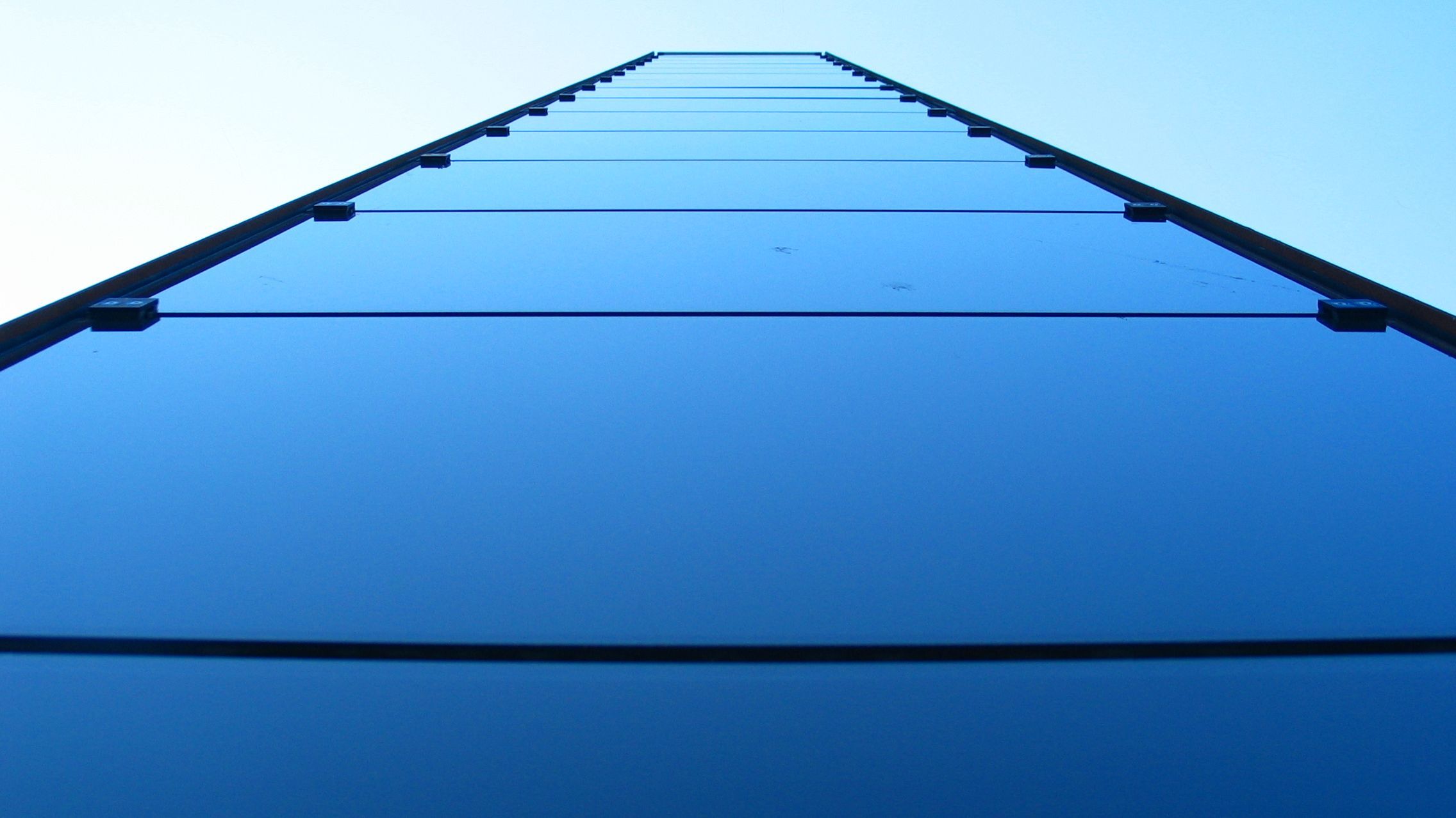 Kunstwerk mit Photovoltaik