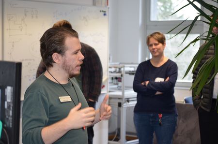  Marvin Schacht beim Vortrag