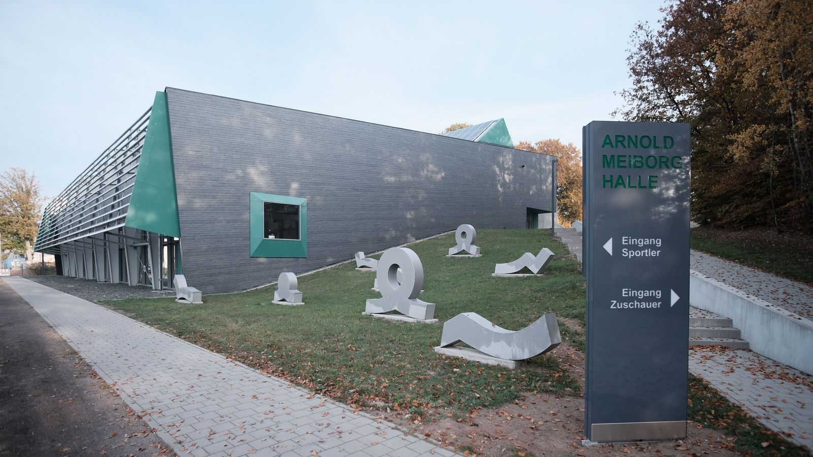 Arnold Meiborg Hall in autumn 2018