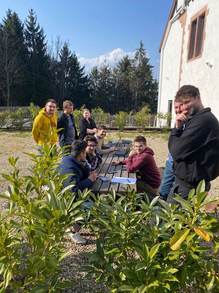 Projektarbeit im Wettbewerb „Trinatronics“ mit Studierenden des Umwelt-Campus