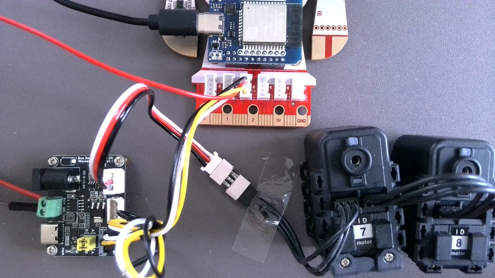 Anschluss der Servos