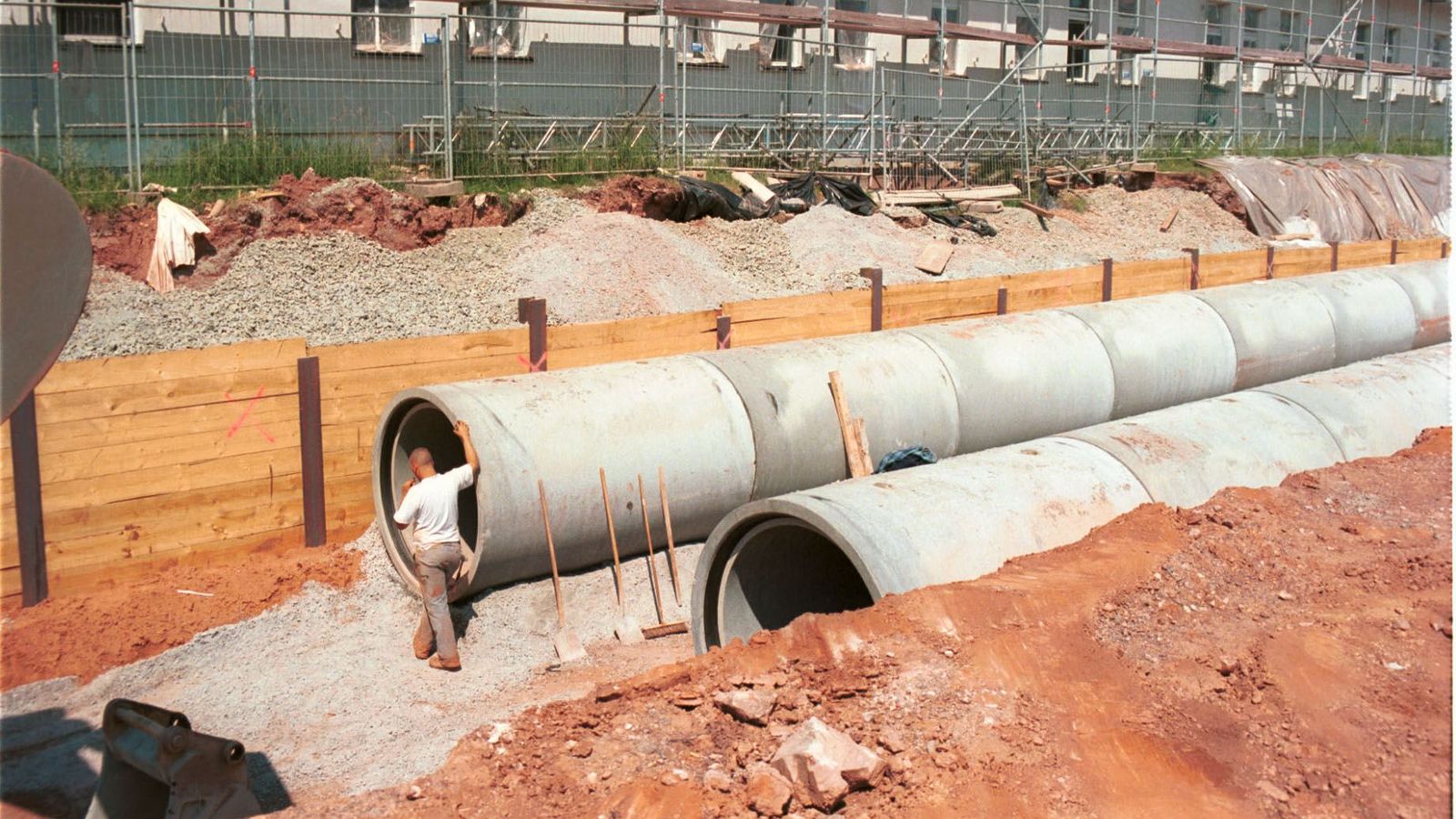 Construction of the earth pipes for air intake