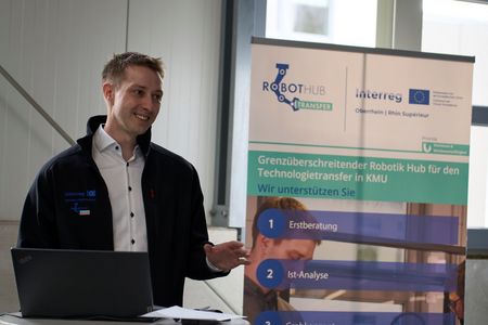 Staatssekretärin Petra Dick-Walther besucht Robot Hub Transfer bei Howatherm 