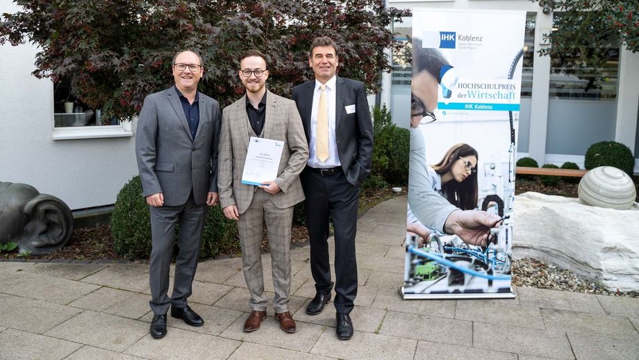 Absolvent Janis Wensky vom Umwelt-Campus  erhält 2023 lobende Anerkennung für seine Bachelor-Arbeit in Kooperation mit Fissler GmbH 