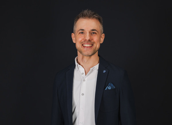Prof. Dr. Maik Weber